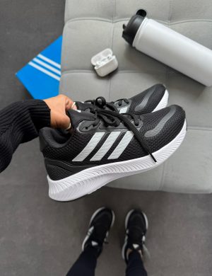 Tênis Adidas Esportivo