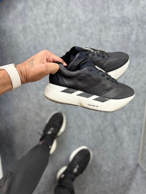 Tênis Adidas Adizero