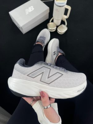 Tênis New balance fresh foam 1080